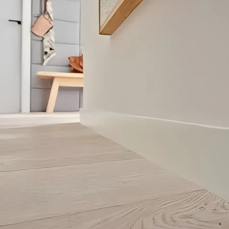 what is skirting board