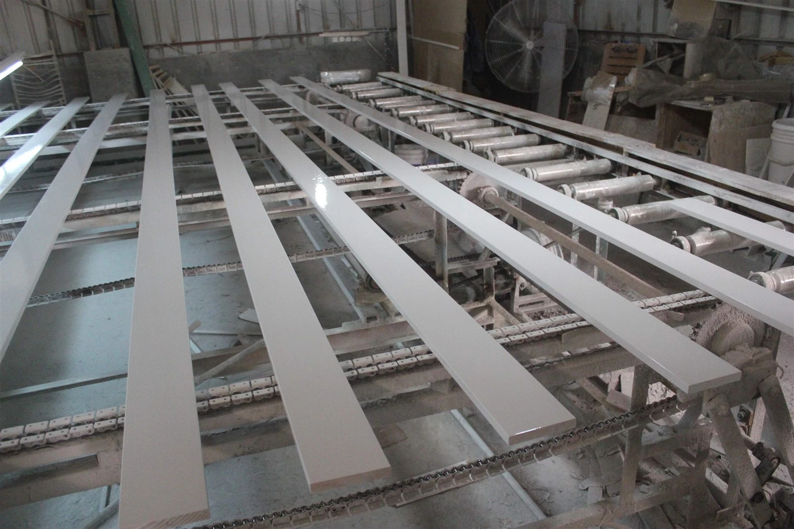 Wood moulding S4S board1